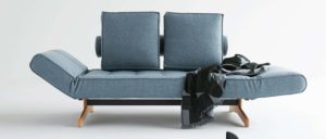 GHIA Schlafsofa von Innovation in blau, Liege mit Gästebett Funktion, mit hellen Holzfüßen - 80x200 cm