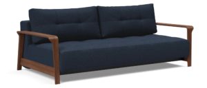 blaues Lounge Sofa mit dunklen Armlehnen aus Walnussholz, skandinavisches Design, Gästebett - 155x200cm