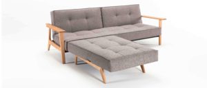 SPLITBACK FREJ Schlafsofa mit hellen Holzarmlehnen, Sessel mit EIK Füßen, skandinavisches Design - 110x200
