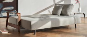 Innovation Schlafsofa Gästebett RAN DELUXE, Lounge Sofa mit Holzarmlehnen Walnuss - 155x200