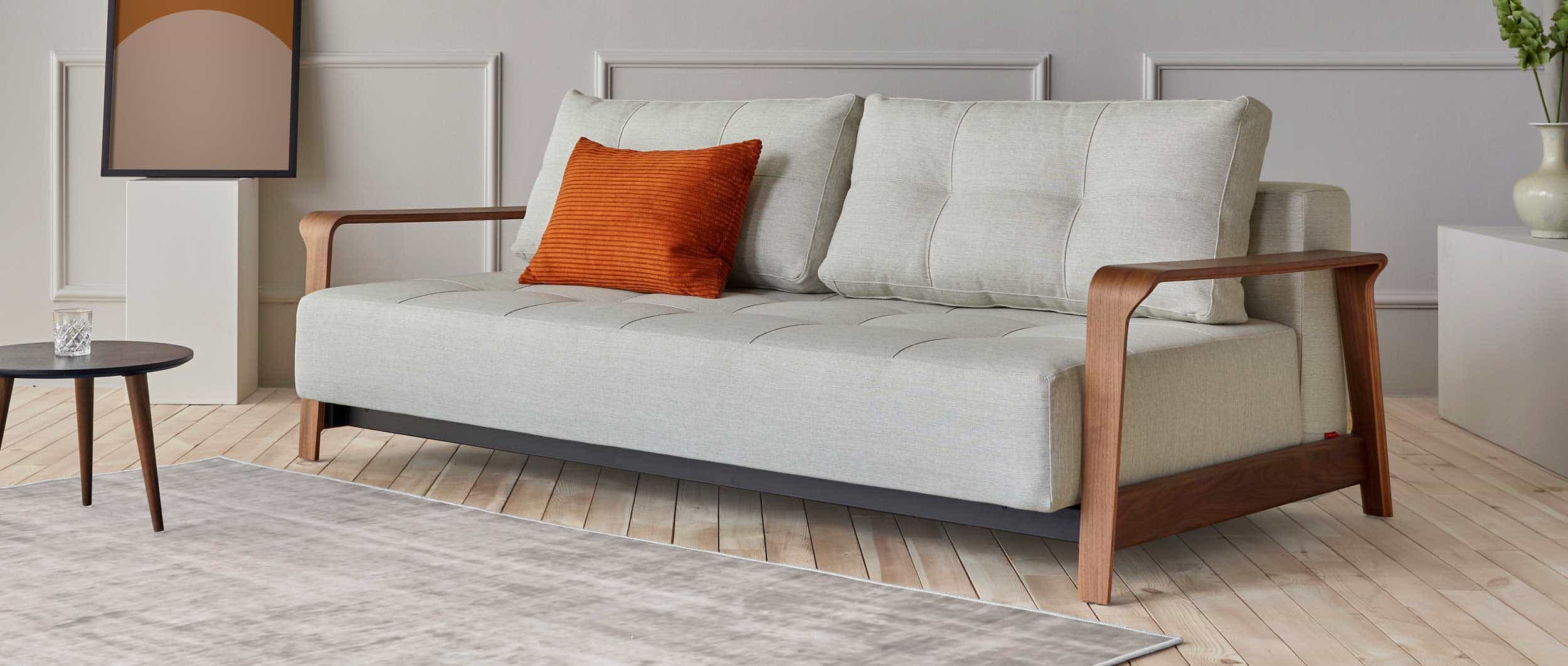 RAN DELUXE Schlafsofa von Innovation mit Holzarmlehnen dunkel, Lounge Sofa große Sitztiefe - Liegefläche 155x200